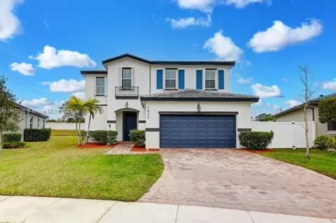 7935 NW Greenbank Cir, Port Saint Lucie, FL 34987