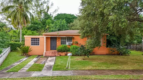 1153 NE 158th St, North Miami Beach, FL 33162