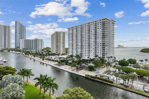 400 Kings Point Dr #803, Sunny Isles Beach, FL 33160