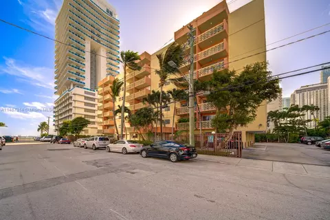 Undisclosed, Miami, FL 33137