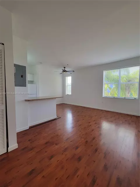 1502 Jefferson Ave #305, Miami Beach, FL 33139