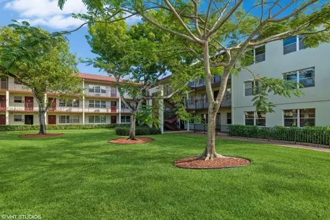 151 SW 135th Ter #114T, Pembroke Pines, FL 33027