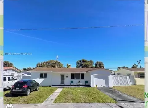 19611 NW 24th Ave, Miami Gardens, FL 33056