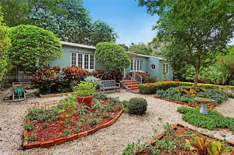 1410 Plunkett St, Hollywood, FL 33020