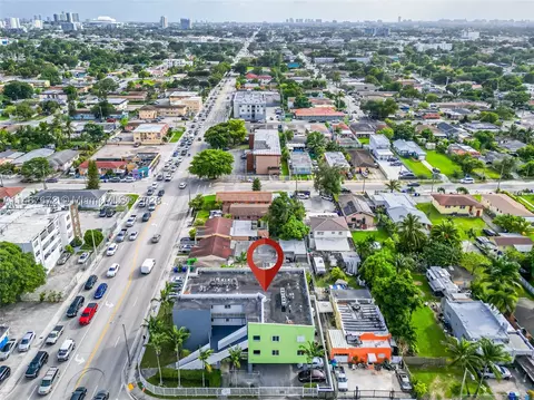 2210 NW 34th St #202, Miami, FL 33142
