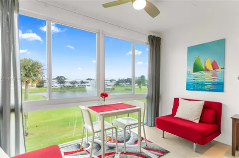 2800 W Golf Blvd #225, Pompano Beach, FL 33064