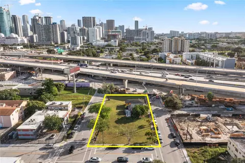 1453 NW 2nd Ave, Miami, FL 33125