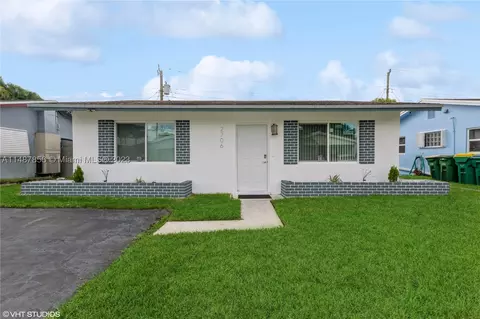 2706 NW 52nd Ct, Tamarac, FL 33309