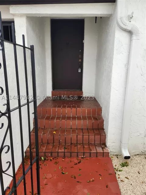 1301 SW 124th Ct #20-E, Miami, FL 33184