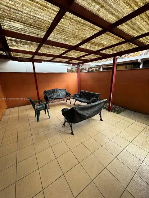 5401 W 27th Ct, Hialeah, FL 33016 photo 5