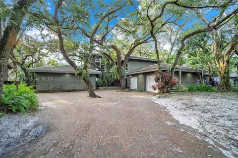 5891 SW 37th Ter, Fort Lauderdale, FL 33312