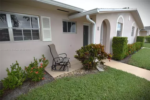 2700 Dudley Dr E #E, West Palm Beach, FL 33415