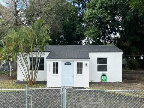 2455 NW 100th St, Miami, FL 33147