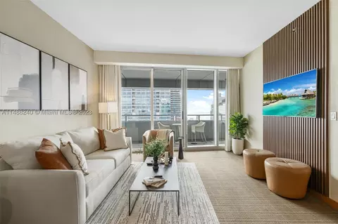 1395 Brickell Ave #3207, Miami, FL 33131