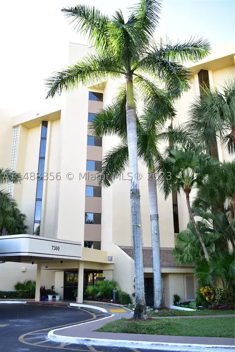 7300 Radice Ct #405, Lauderhill, FL 33319