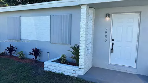 2950 NW 152nd Ter, Miami Gardens, FL 33054