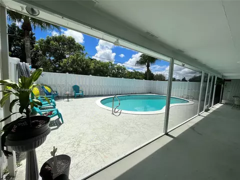 323 Dellwood Ave, Lehigh Acres, FL 33936