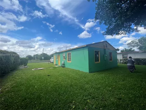 2560 NW 155th St, Miami Gardens, FL 33054