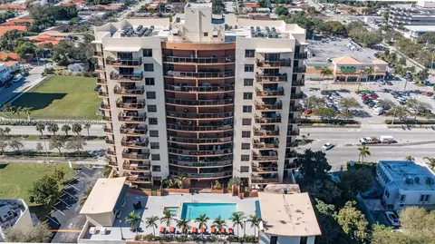 2301 SW 27th Ave #703, Miami, FL 33145