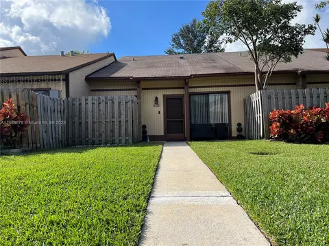 11122 NW 38th St #11122, Sunrise, FL 33351