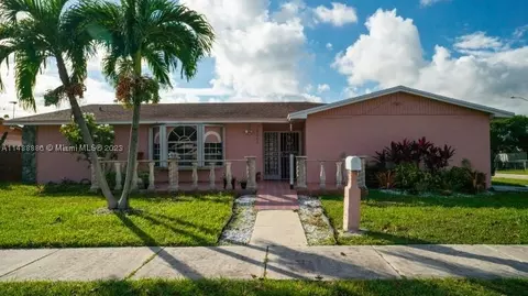 20402 SW 117th Ct, Miami, FL 33177