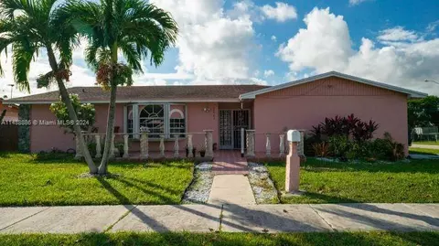 20402 SW 117th Ct, Miami, FL 33177