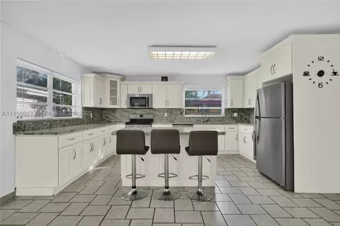241 SW 52nd Ave, Miami, FL 33134