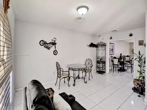 350 W 55th St, Hialeah, FL 33012 photo 14