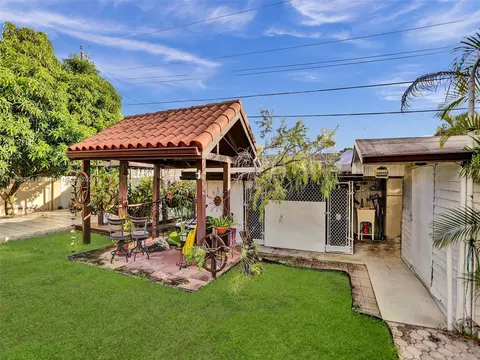 350 W 55th St, Hialeah, FL 33012 photo 38
