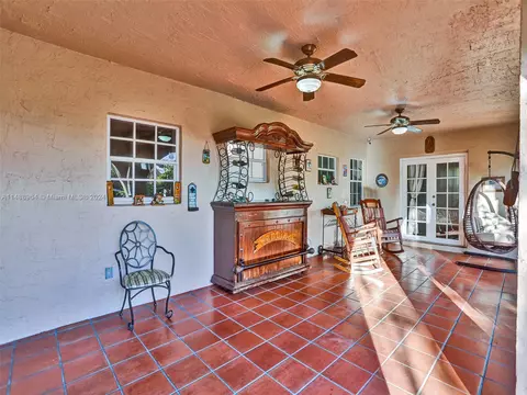 350 W 55th St, Hialeah, FL 33012 photo 21