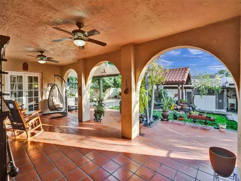 350 W 55th St, Hialeah, FL 33012 photo 20