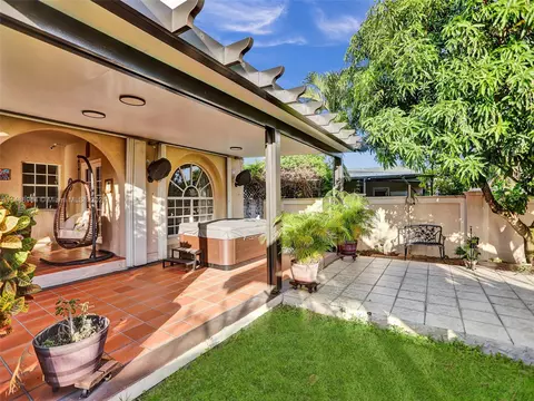 350 W 55th St, Hialeah, FL 33012 photo 37