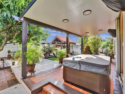 350 W 55th St, Hialeah, FL 33012 photo 28