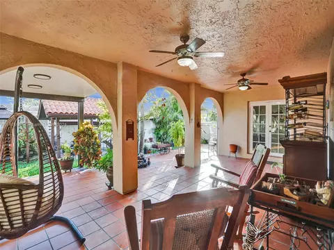 350 W 55th St, Hialeah, FL 33012 photo 22