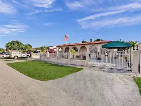 350 W 55th St, Hialeah, FL 33012 photo 2