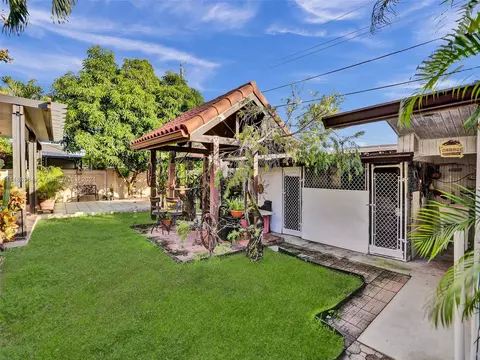 350 W 55th St, Hialeah, FL 33012 photo 27