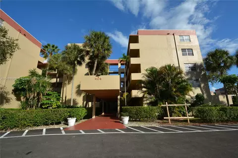 404 NW 68th Ave #210, Plantation, FL 33317