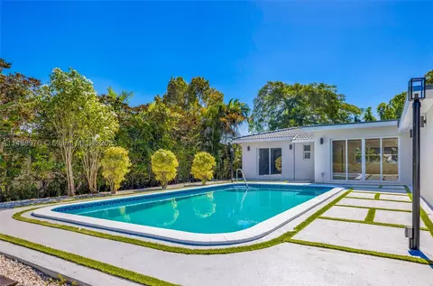 565 NE 105th St, Miami Shores, FL 33138