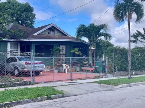 104 SW 15th Ave, Miami, FL 33135