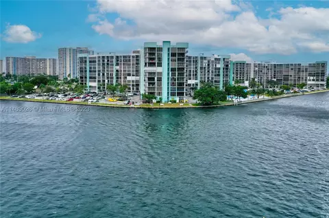 200 Leslie Dr #310, Hallandale Beach, FL 33009