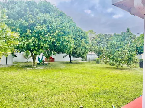 View/Area - 451 E 60th St, Hialeah, FL 33013 photo 3 of 3