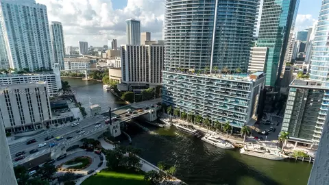 475 Brickell Ave #2308, Miami, FL 33131