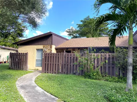 Undisclosed, Hollywood, FL 33024