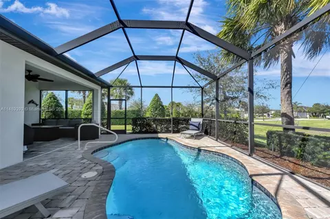 4490 Beauty Leaf Cir, Vero Beach, FL 32967