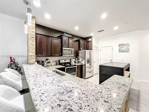 1041 Pavia Dr #1041, Apopka, FL 32703