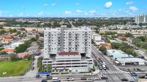 2217 NW 7th St #701, Miami, FL 33125