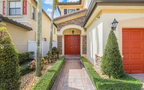 3522 W 88th St, Hialeah, FL 33018 photo 6