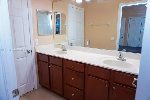 3522 W 88th St, Hialeah, FL 33018 photo 23