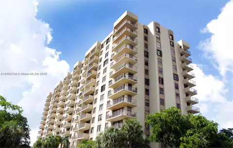 1470 NE 123rd St #10TH, North Miami, FL 33161