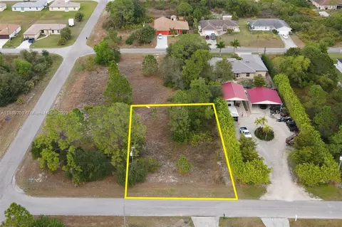 3716 35th St SW, Lehigh Acres, FL 33976